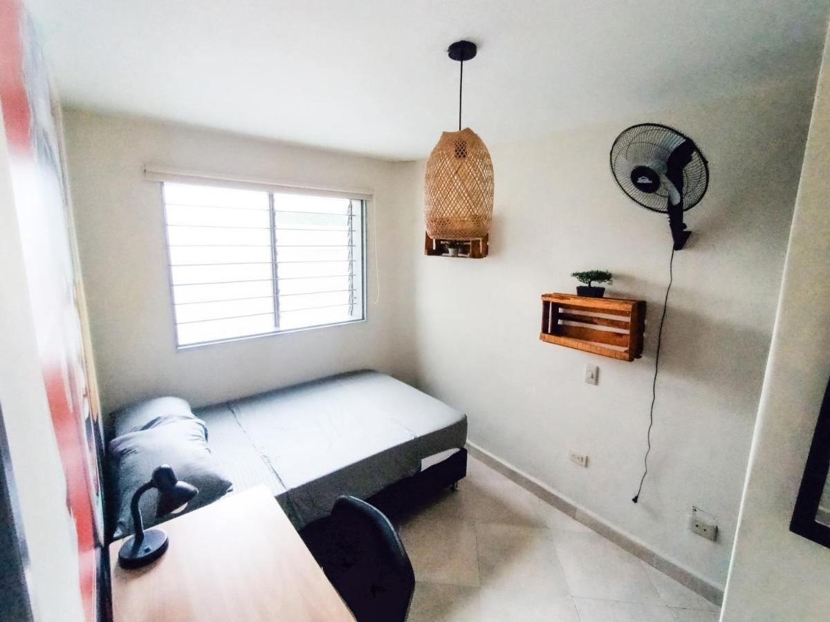 Casa Clandestina Guest House Medellín Eksteriør bilde