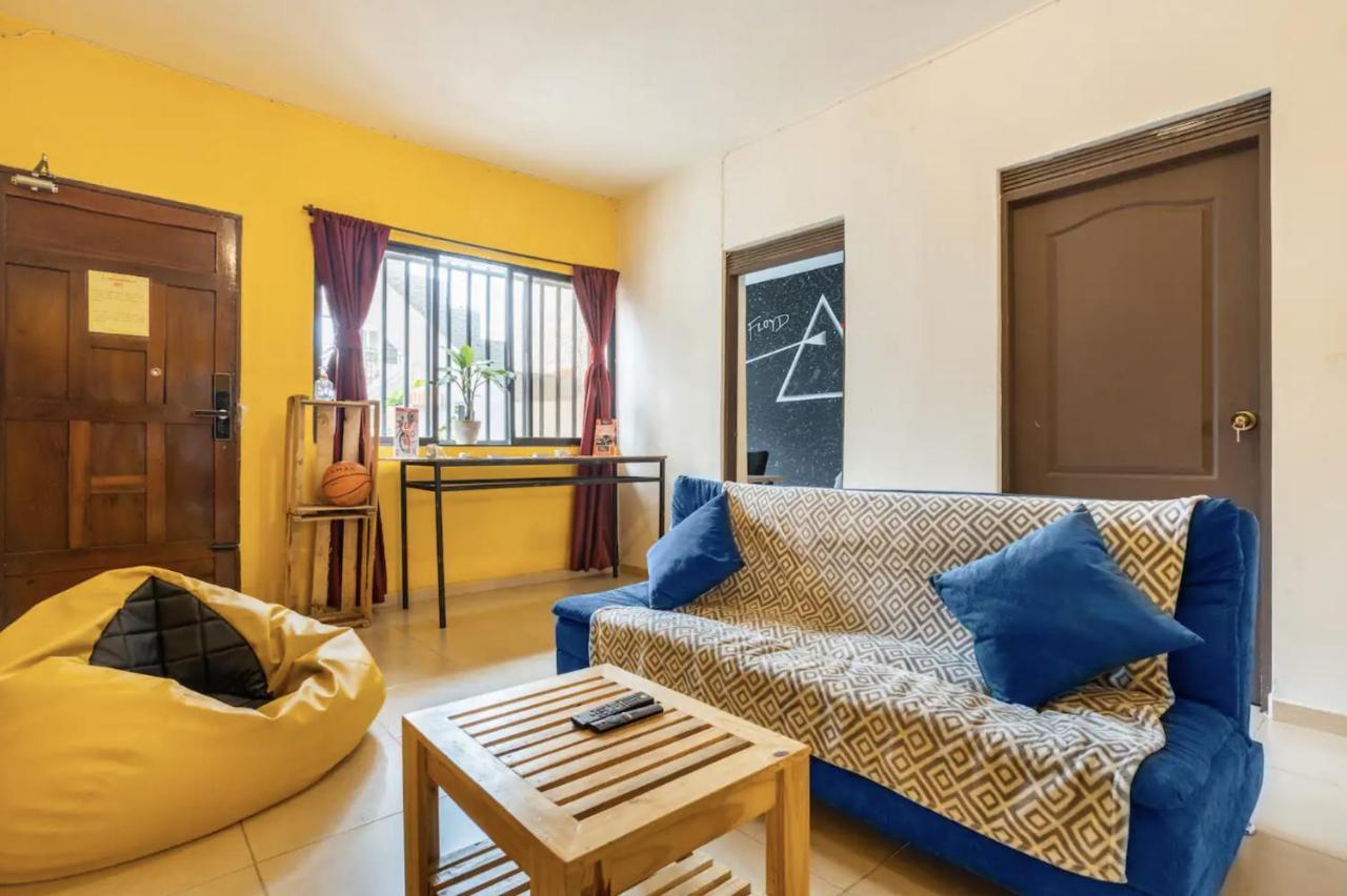 Casa Clandestina Guest House Medellín Eksteriør bilde
